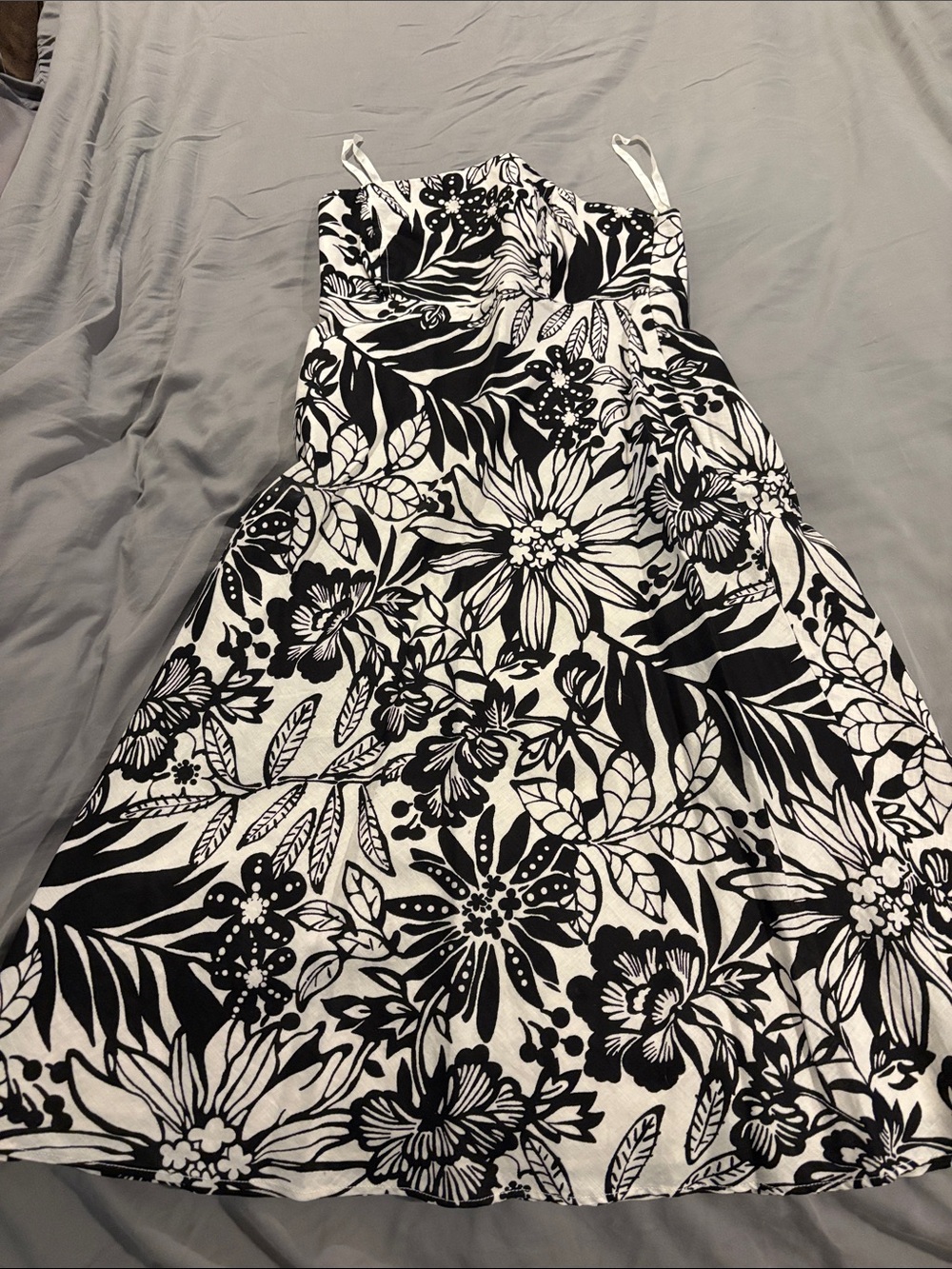 GAP Black and White Floral Mini Dress